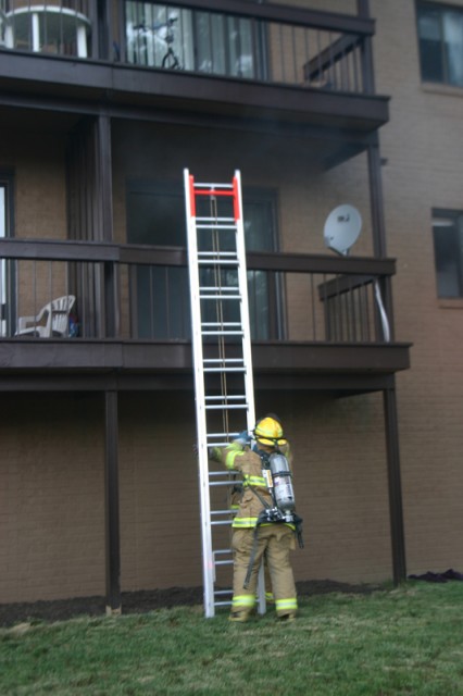 Truck 31 crew on South Laurel Box 5/28/07